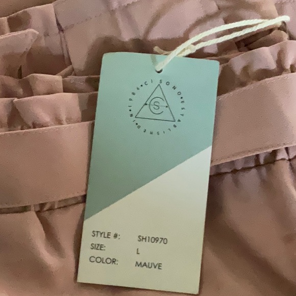 Shorts size Large - Picture 2 of 2